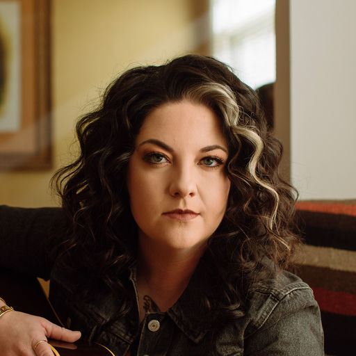 Ashley McBryde Songs streamen | RTL+ - How Old Is Ashley McBryde? Country Artist’s Age In 2025