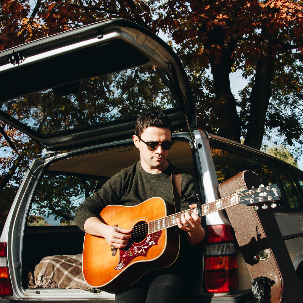 Joshua Hyslop Songs streamen RTL+